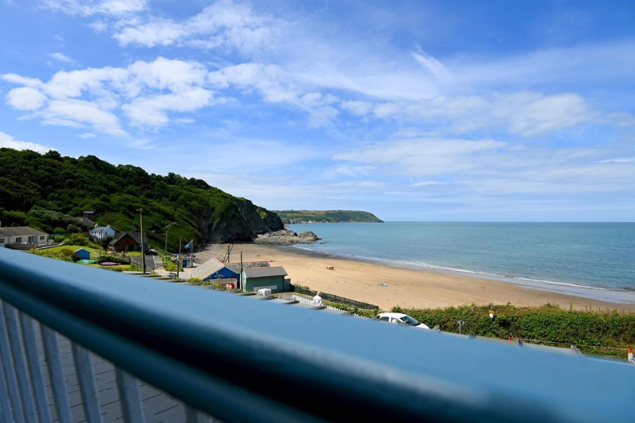 Ship Inn Aberporth Exterior foto