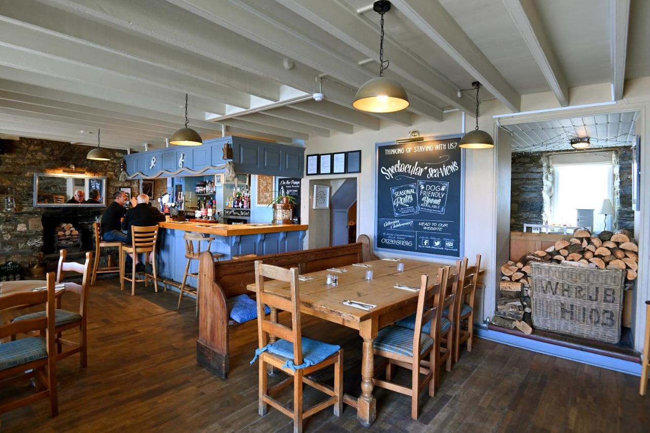 Ship Inn Aberporth Exterior foto
